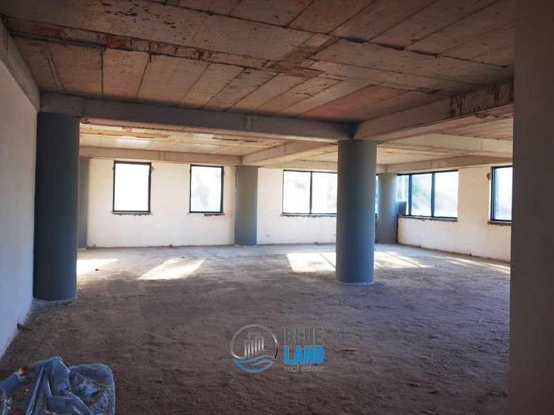 (For Rent) Commercial Commercial Property || Achaia/Patra - 400 Sq.m, 1.500€ 