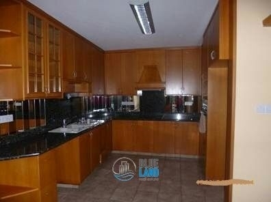 (For Sale) Residential Maisonette || Limassol/Mesa Geitonia - 240 Sq.m, 4 Bedrooms, 1€ 
